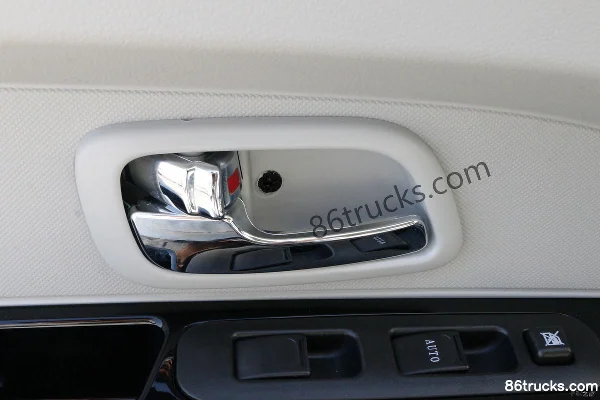 Jinbei New Hiace S 2021 Wealth Central AC 102hp 1.5L 7-Seat Van Cab (2) | 86Trucks