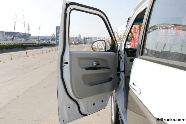 Jinbei New Hiace S 2021 Wealth Central AC 102hp 1.5L 7-Seat Van Cab (1) | 86Trucks