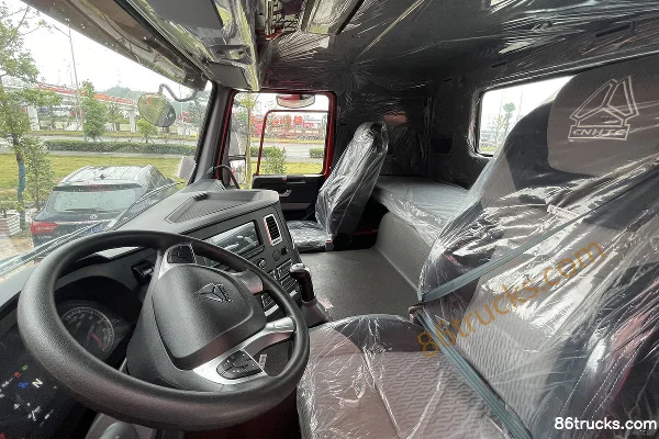 Sinotruk HOWO V7-X 460hp 6X4(10 wheels) 6.5m Dump Truck (China VI) Cab (1) | 86Trucks