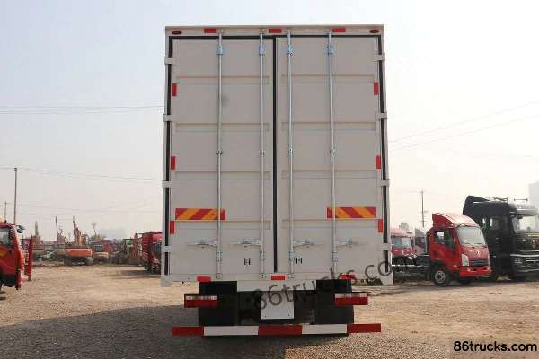 JAC Gallop A5L III Medium Truck 200hp 4X2(6 wheels) 7.8m box cargo truck Body (2) | 86Trucks