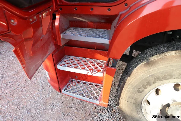 FAW Jiefang Nouveau J6P camion lourd Édition Qualité Prix Version charbon 380 ch 6X4(10 roues) tracteur routier (China VI) Cabine (3) | 86Tr
