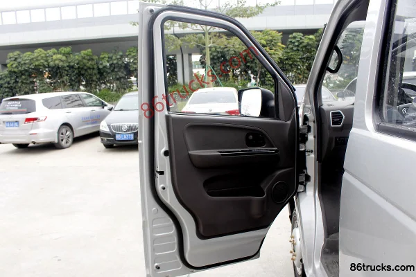 Dongfeng Xiaobawang W18 1.6L 122 ch 4X2(6 roues) 2,55 m micro camion à plateau ridelles cabine double (essieu arrière 2T) (China VI) (1) | 8