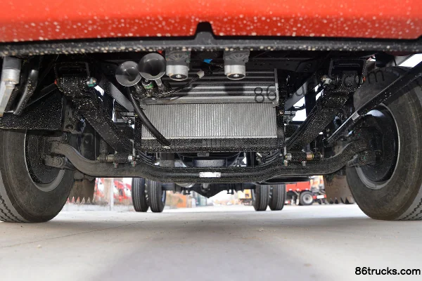 Sinotruk HOWO Tongshuai 150 hp 4X2(6 wheels) 4.15m single-row stake truck (China VI) Chassis (1) | 86Trucks
