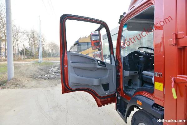 Sinotruk HOWO Tongshuai 2021 model 150 hp 4X2(6 wheels) 4.15m single-row stake truck (China VI) Cab (1) | 86Trucks