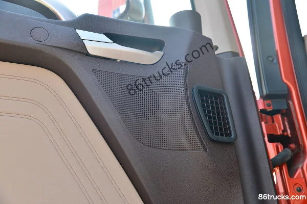 FAW Jiefang Qingdao JH6 heavy truck Linghang Edition 2.0 480 hp 6X4(10 wheels) tractor truck (China VI) Cab (3) | 86Trucks