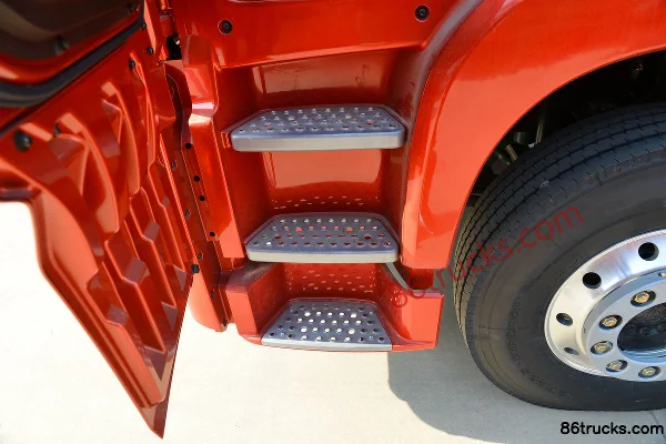 FAW Jiefang Qingdao JH6 460hp 6X4(10 wheels) tractor truck (China VI) Cab (3) | 86Trucks