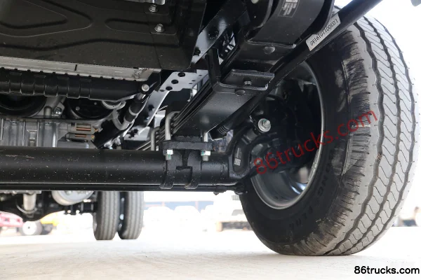 Foton Xiangling M2 Gold Edition 1.5L 143 hp 4X2(6 wheels) gasoline 4.12 m single-row flatbed micro truck (China VI) Chassis (3) | 86Trucks