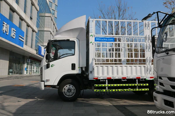 Qingling Lingka Composite Type 150hp 4X2(6 wheels) 4.13m Single Row Stake Truck Body (1) | 86Trucks