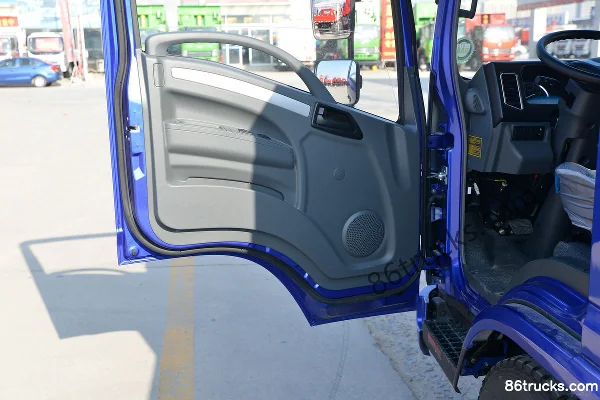 Ouling Xiaojingang 115hp 4X2(6 wheels) 3.2m dump truck (China VI) Cab (2) | 86Trucks
