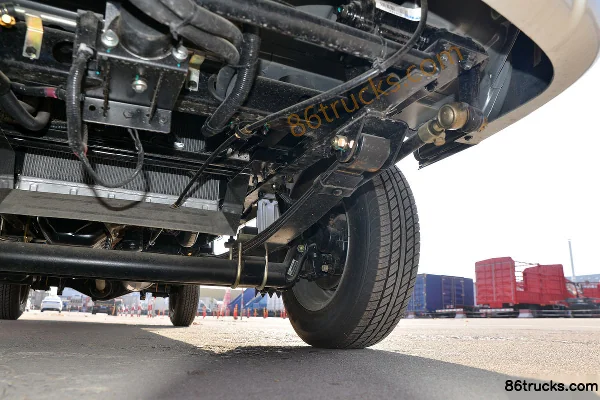 Tangjun Ouling Sailing F3-II 1.2L 91hp 4X2(6 wheels) Gasoline 2.72m Single Row Flatbed Micro Truck (China VI) Chassis (3) | 86Trucks