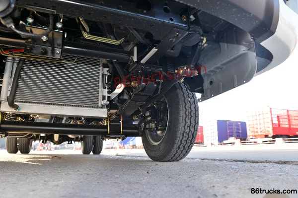 Ouling V5 Series 122hp 4X2(6 wheels) 3.01m double-row flatbed micro truck (China VI) Chassis (3) | 86Trucks