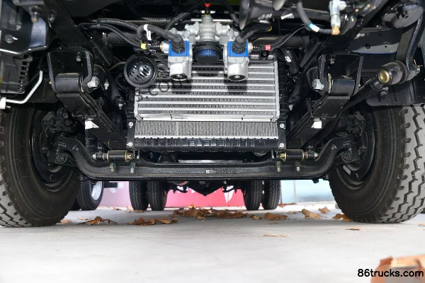 Foton KingKong S1 PLUS 120 ch 4X2(6 roues) Camion benne 3 m Châssis (1) | 86Trucks