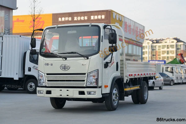 FAW Jiefang HuVR 110 hp 4X2(6 wheels) 3.7m Single Row Flatbed Light Truck Exterior (3) | 86Trucks