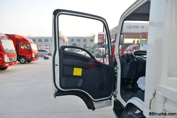 FAW Jiefang HuVR 110 hp 4X2(6 wheels) 3.7m Single Row Flatbed Light Truck Cab (1) | 86Trucks