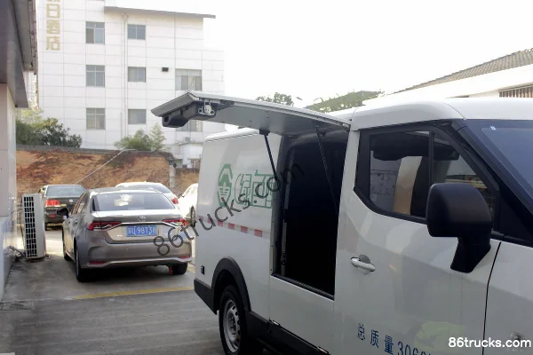 Karry Dolphin EV intelligent 3,06 T 5,457 m fourgon fermé 100 % électrique 43,5 kWh Caisse (1) | 86Trucks