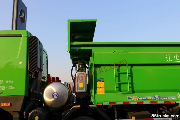 Foton Auman GTL Zhixiang Edition 460hp 8X4(12 wheels) 6.5m LNG Dump Truck (China VI) Body (2) | 86Trucks