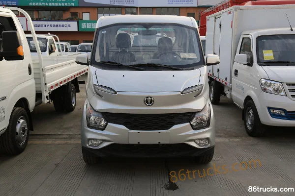 Feidi Q3 Series 122hp 4X2(6 wheels) 3m Single Row Flatbed Mini Truck Exterior (2) | 86Trucks