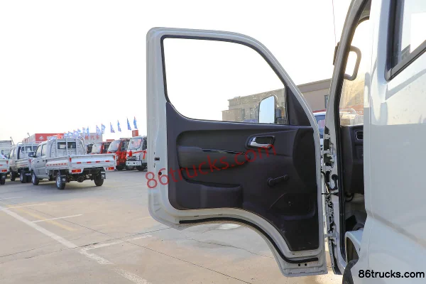 Foton Xiangling M1 1.5L 112hp 4X2(6 wheels) Gasoline 2.3m Double Row Flatbed Mini Truck (Single Rear Tire) Cab (1) | 86Trucks