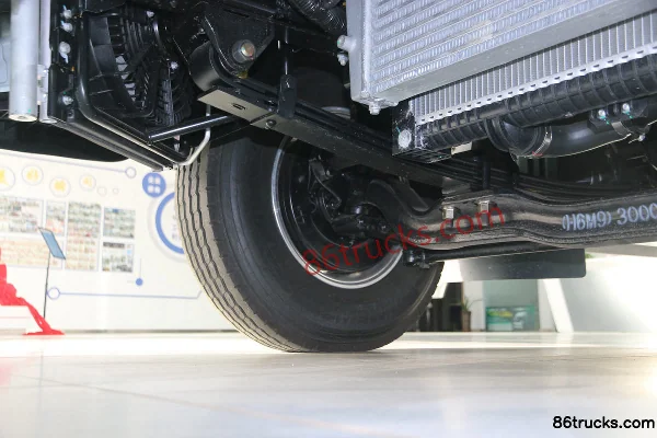 Hyundai Commercial Vehicle Shengtu H5 154hp 4X2(6 wheels) 5.6m half-cab stake-side truck (automatic) Chassis (2) | 86Trucks