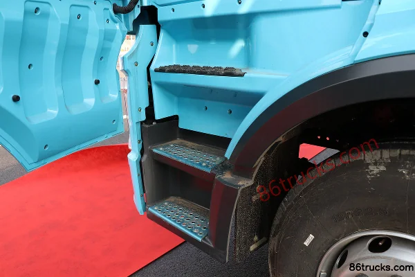 SANY Truck EV-490 6X4(10 wheels) Electric Tractor Truck Cab (3) | 86Trucks