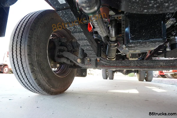 SHACMAN Delong L5000 Classic Edition 245hp 4X2(6 wheels) 6.8m AMT Automatic Gearbox Stake Cargo Truck (China VI) Chassis (2) | 86Trucks