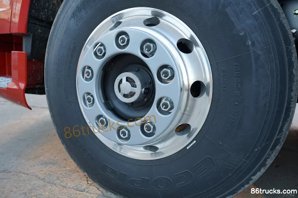 FAW Jiefang J7 Heavy Truck 560 hp 6X4(10 wheels) Tractor Truck (China VI) Chassis (2) | 86Trucks