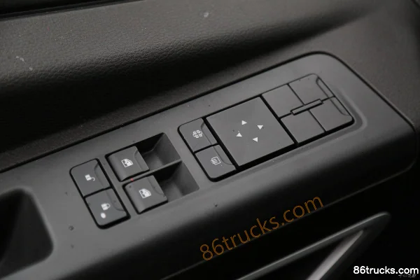 SAIC Hongyan Jiehu H6 Version composite 480 ch 6X4(10 roues) Tracteur routier (China VI) Cabine (3) | 86Trucks
