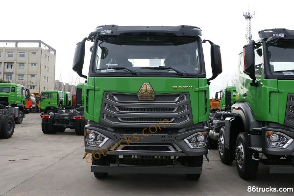 Sinotruk HOWO NX heavy truck 350 hp 8X4(12 wheels) 6.8m dump truck (Weichai WP9H engine) Exterior (2) | 86Trucks