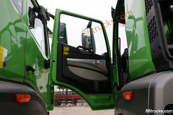 Sinotruk HOWO NX heavy truck 350 hp 8X4(12 wheels) 6.8m dump truck (Weichai WP9H engine) Cab (1) | 86Trucks