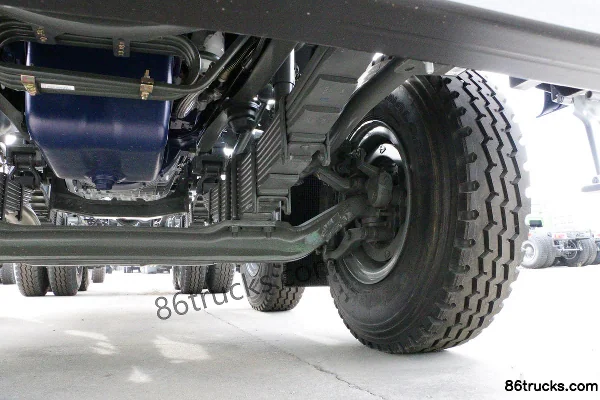 Sinotruk HOWO TX Basic Edition Flagship Edition 460hp 8X4(12 wheels) 5.8m Dump Garbage Truck (ZZ5317ZLJV256GF1) Chassis (3) | 86Trucks