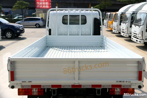 Jiangxi Isuzu Yifang ES5 High Edition 170hp 4X2(6 wheels) 3.755m Crew Cab Flatbed Light Truck (Hydraulic Brake)(China VI) Body (1) | 86Truck