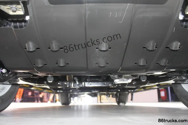 King Kong Pao Manual 4WD Multi-purpose Double-row Pickup (China VI) Body (1) | 86Trucks
