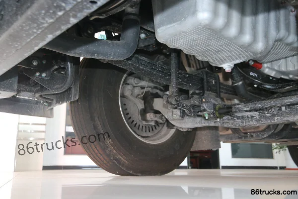 Guangqi HINO 700 Zhizhen Heavy Truck 450 hp 6X4(10 wheels) Dangerous Goods Tractor Truck (16-speed)(China VI) Chassis (2) | 86Trucks