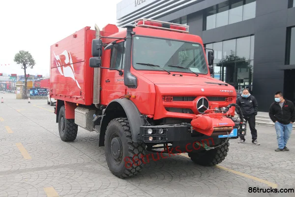 Mercedes-Benz Mercedes-Benz Unimog Medium Truck fire truck