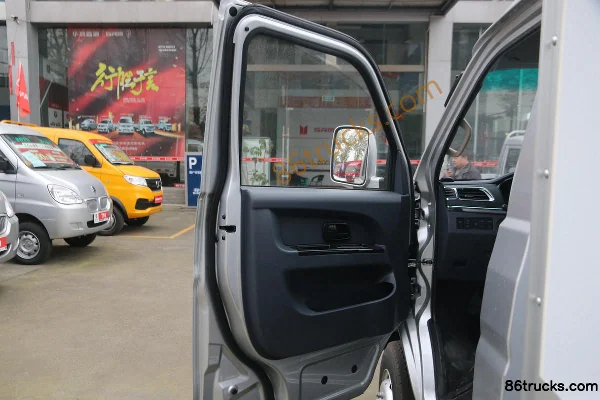 SRM Xinyuan T50EV 2021 Chuangye Edition 3.5T 3.6m Single Row Pure Electric Van Mini Truck 55.7kWh 4X2(6 wheels) Interior (1) | 86Trucks