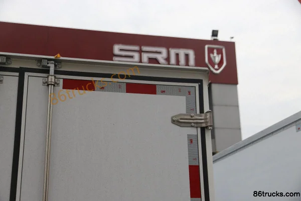 SRM Xinyuan T50EV 2021 Chuangye Edition 3.5T 3.6m Single Row Pure Electric Van Mini Truck 55.7kWh 4X2(6 wheels) Body (2) | 86Trucks