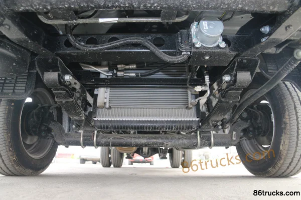 JAC Káidá X5 1.6L 120 ch 4X2(6 roues) essence 3.8 m fourgon monoplace (China VI) Châssis (1) | 86Trucks