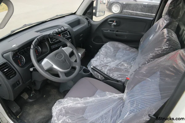 JAC Káidá X5 1.6L 120 ch 4X2(6 roues) essence 3.8 m fourgon monoplace (China VI) Cabine (2) | 86Trucks