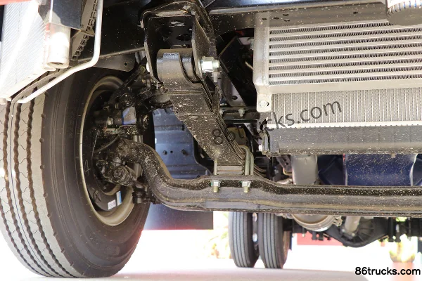JAC Junling V6 130 hp 4X2(6 wheels) 3.89m Half Row Flatbed Light Truck(China VI) Chassis (2) | 86Trucks