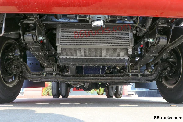 JAC Junling V6 130 hp 4X2(6 wheels) 3.89m Half Row Flatbed Light Truck(China VI) Chassis (1) | 86Trucks