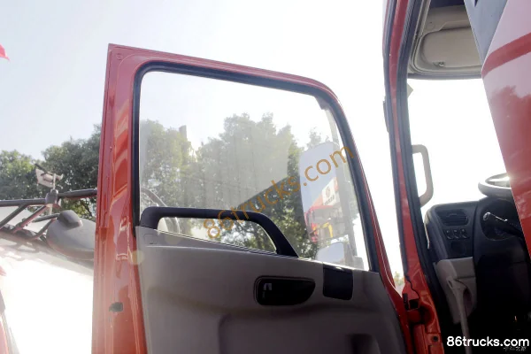 Dongfeng Changxing D1 4.2L 160hp NG 4X2(6 wheels) 3.8m Semi-row Flatbed Light Truck (China VI) Cab (2) | 86Trucks