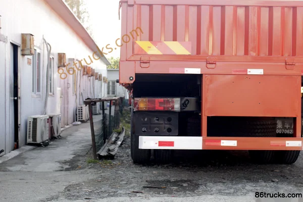 Dongfeng Changxing D1 4.2L 160hp NG 4X2(6 wheels) 3.8m Semi-row Flatbed Light Truck (China VI) Body (3) | 86Trucks