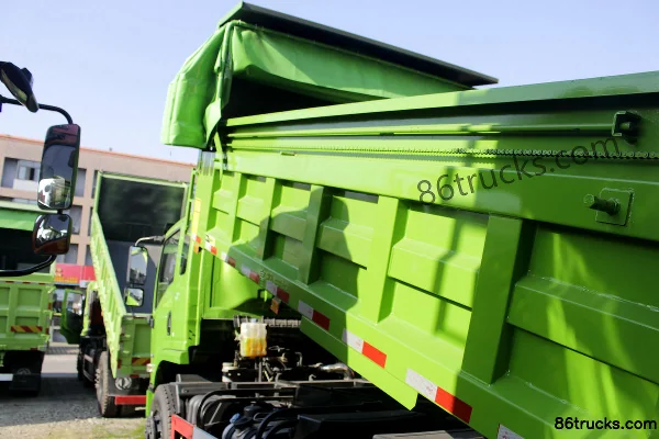 Dongfeng Tuoxing D1L 200 hp 4X2(6 wheels) 6.2m Dump Truck Body (2) | 86Trucks