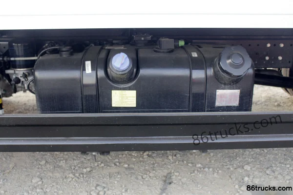 Sinotruk HOWO Zhuimeng 130 ch 4X2(6 roues) camion frigorifique 4,1 m (China VI) Châssis (2) | 86Trucks