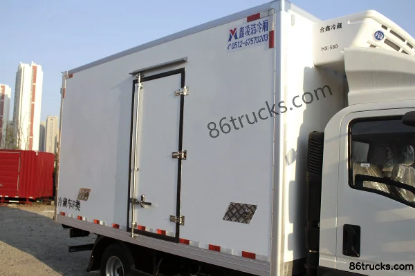 Sinotruk HOWO Zhuimeng 130 ch 4X2(6 roues) camion frigorifique 4,1 m (China VI) Carrosserie (1) | 86Trucks