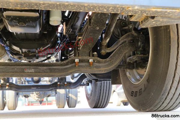 JAC Gallop A5W 320 ch 6X2(8 roues) camion porteur fourgon 7,8 m (China VI) Châssis (3) | 86Trucks
