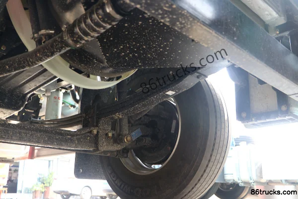 SHACMAN Delong L5000 Lightweight 260hp 4X2(6 wheels) 6.8m Stake Truck (China VI)(Dongkang) Chassis (3) | 86Trucks