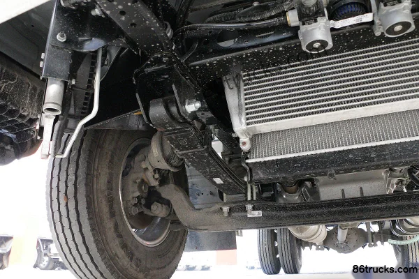 JAC Junling V6 Ice Doctor 159 ch 4X2(6 roues) camion frigorifique 4,015 m (rapport de pont 4,875) Châssis (2) | 86Trucks