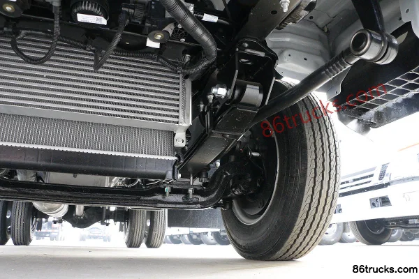 JAC Shuailing Q3 130 ch 4X2(6 roues) camion léger à ridelles avec cabine avancée 3,37 m (China VI) Châssis (3) | 86Trucks