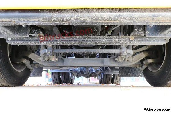 Qingling Isuzu Giga VC66 460 hp 6X4(10 wheels) tractor truck (China VI) Chassis (1) | 86Trucks